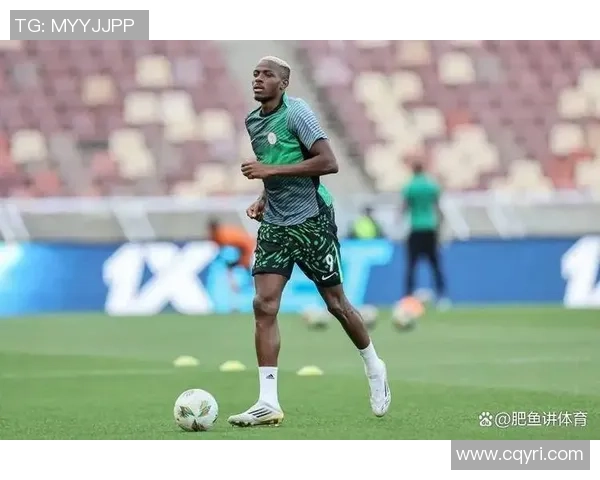 光脚比赛的足球明星是谁他在赛场上的表现令人惊叹